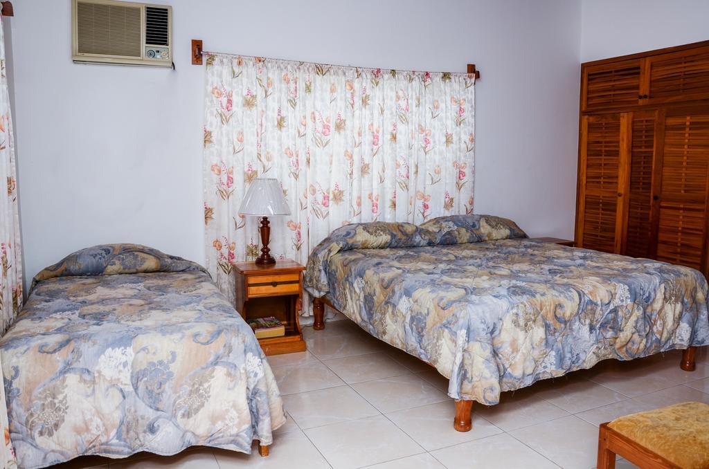 Vanvilla Guest House Negril Kamer foto